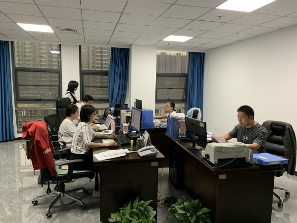 加班時(shí)刻——2.jpg